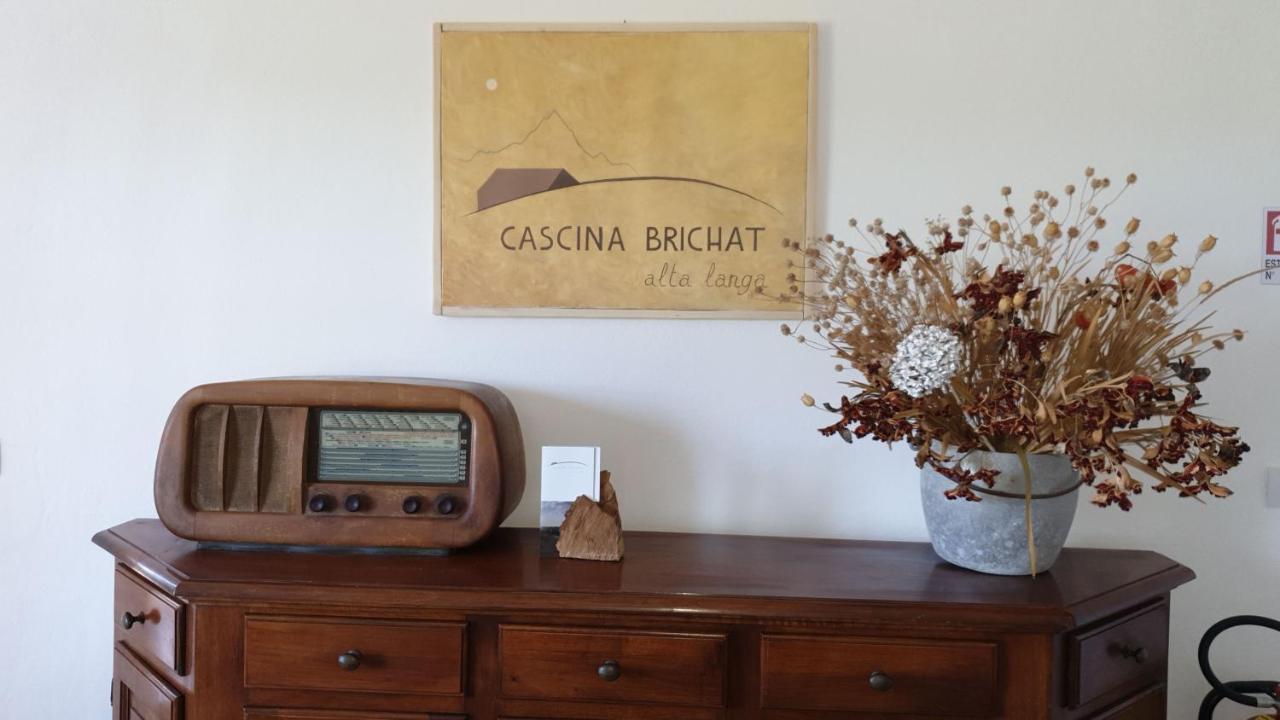 Cascina Brichat Alta Langa Serravalle delle Langhe エクステリア 写真