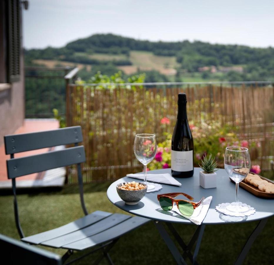 Cascina Brichat Alta Langa Serravalle delle Langhe エクステリア 写真
